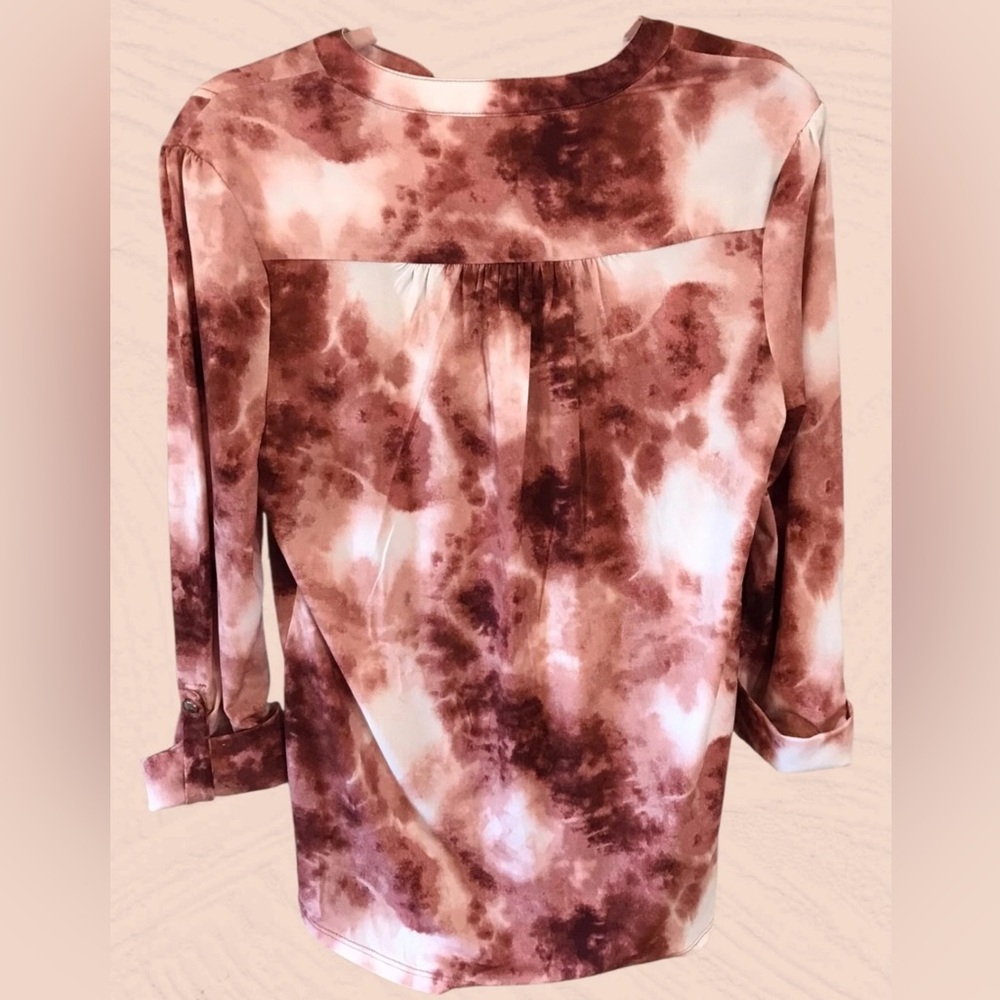 Wonderly Womens Tie Dye Henley Top Sz‎ S 3/4 Sleeve Preppy Casual Comfort Work - Picture 3 of 4